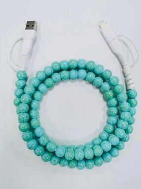 4-in-1 Super Fast Beaded Charger